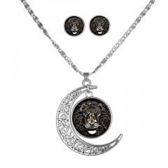 Retro Fashion Moon Necklace Earrings Two-Piece Set Time Gem Pendant Necklace Jewelry Tiger