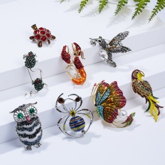 Rinhoo New Lady Fashion Rhinestone Brooch Pins Women Delicate Cute Animal Owl Butterfly Insect Enamel Brooches Lover Jewelry Lobster