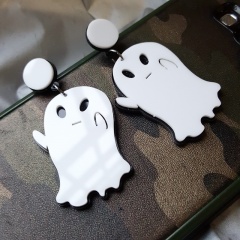White Ghost Cartoon Stud Halloween Earrings B