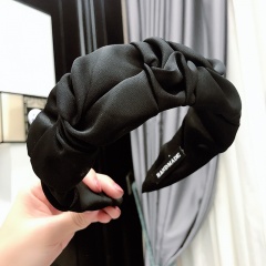 Simple Folds Irregular Wide-brimmed Headband Black