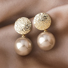 Disc imitation pearl stud earrings (Size: about 3.4*1.5cm) champagne