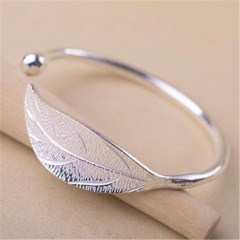 Leaf leaf opening adjustable copper bracelet (Diameter: 5.7cm) silver