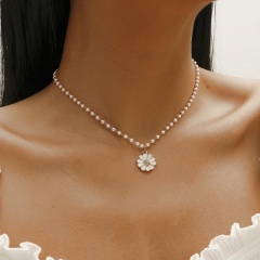 White Daisy pearl collarbone necklace (size 38+5cm) opp White