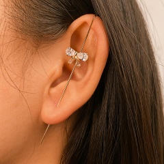Geometric shape inlaid cubic zirconia diagonal pierced copper earrings A
