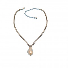 Irregular baroque pearl claw chain short necklace with rhinestones (chain length 40+5cm) gold