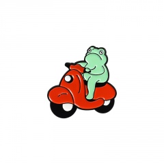 Frog cycling battery car alloy painting oil small brooch badge Battery car