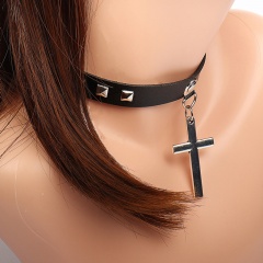 Punk PU Cross Retro Rivet Leather Gothic Clavicle Chain Necklace Black