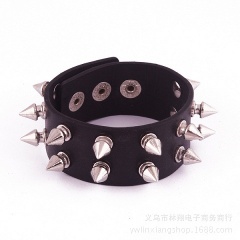 Double row double circle rivet leather bracelet (material: alloy + leather / chain length: 23cm) Black