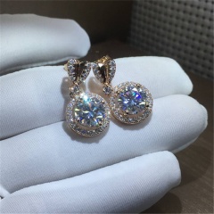 Love heart-shaped round circle zircon stud earrings (material: copper + zircon / size: 2.2cm) Golden