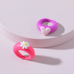 Rainbow color love flower soft clay 2-piece ring set (material: soft clay/size: 1.8cm) Red