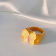Resin candy colored butterfly ring (Material: Resin/Size: 1.7cm) Yellow