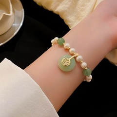 White Freshwater Pearl Space Green Jade Adjustable Bracelet 福