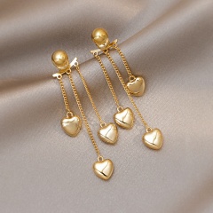 Gold Heart Dangling Earring 1.5*4cm Gold