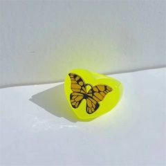 Color Resin Butterfly Ring Inradium 1.7 cm Yellow