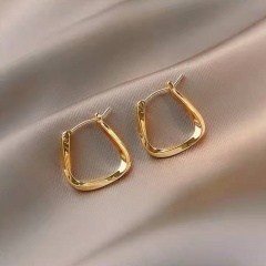 Fashion Earring 2*2.6cm Gold