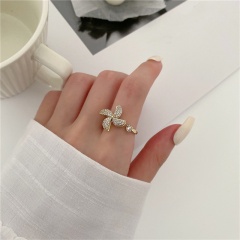 Rotatable Windmill Adjustable Opening Ring Gold